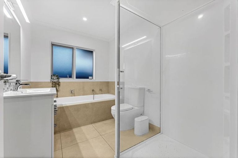 Photo of property in 37 Wellfield Drive, Papakura, 2110