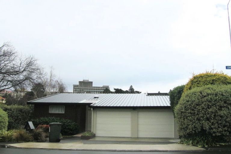 Photo of property in 10 Enfield Road, Hospital Hill, Napier, 4110