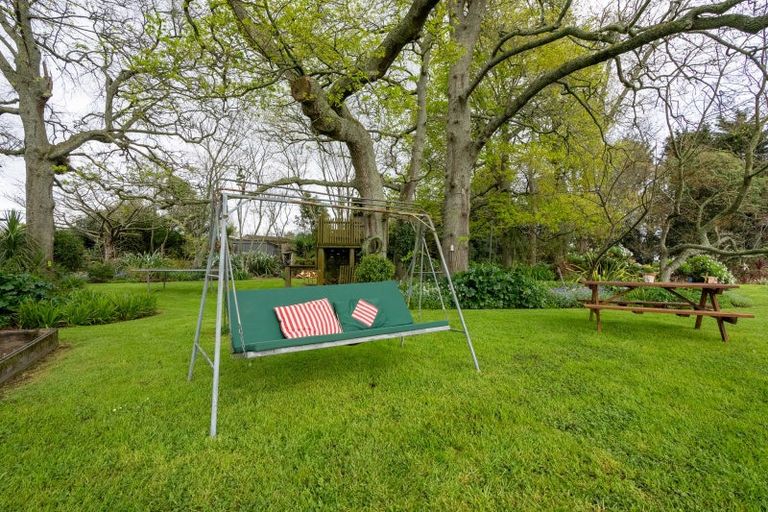 Photo of property in 9 Oak View Place, Newstead, Hamilton, 3287