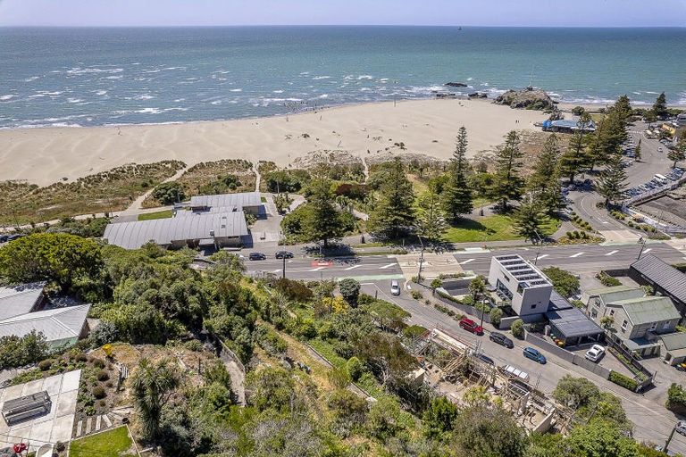 Photo of property in 7 The Spur, Clifton, Christchurch, 8081