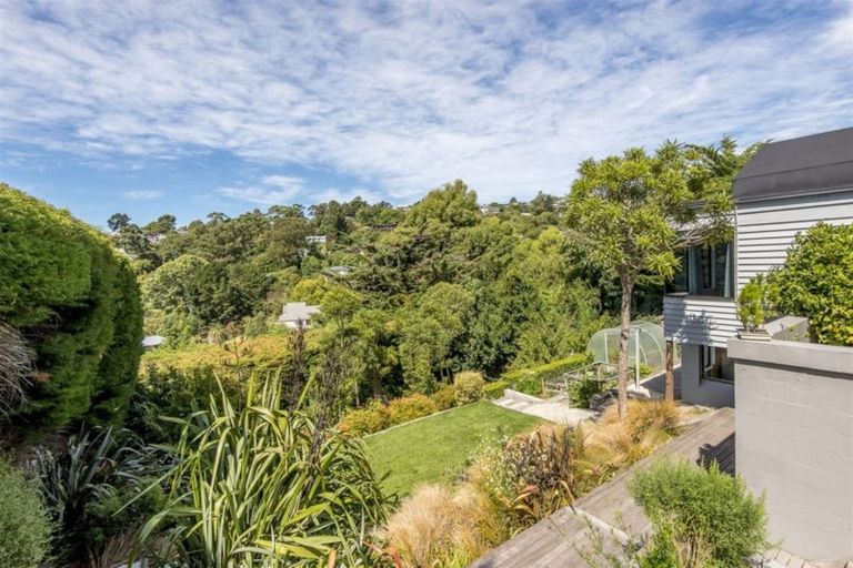 Photo of property in 21 Hackthorne Road, Cashmere, Christchurch, 8022