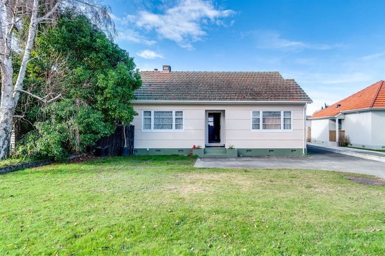 Photo of property in 24 Nuffield Avenue, Marewa, Napier, 4110