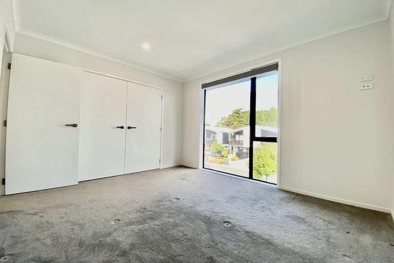 Photo of property in 6 Awamarino Way, Westgate, Auckland, 0614