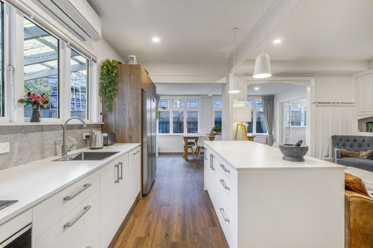 Photo of property in 66 Opawa Road, Waltham, Christchurch, 8023