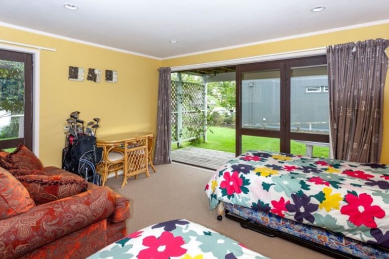 Photo of property in 240 Onemana Drive, Onemana, Whangamata, 3691