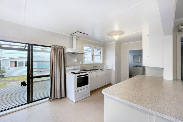 Photo of property in 3 Mersey Terrace, Roslyn, Palmerston North, 4414