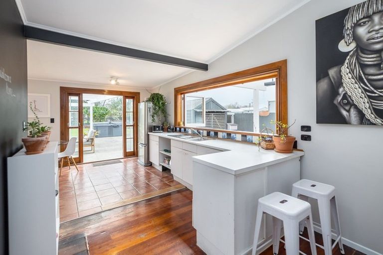 Photo of property in 234 Main Street, Greytown, 5712