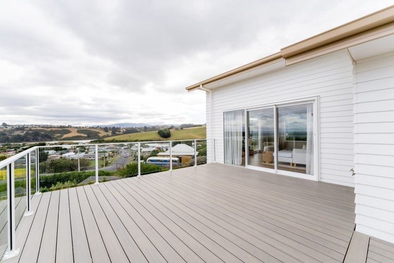 Photo of property in 16 Sunset Terrace, Ocean Grove, Dunedin, 9013