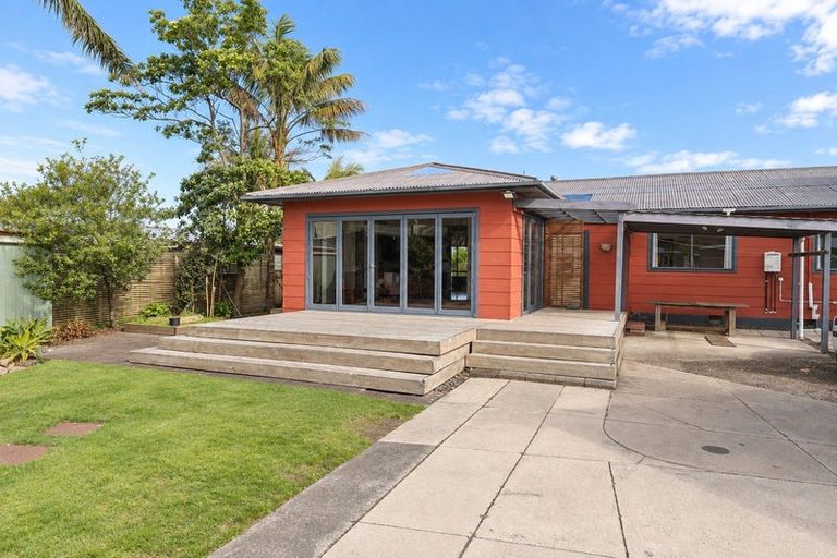 Photo of property in 3 Douglas Street, Okitu, Gisborne, 4010
