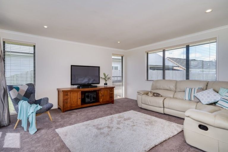 Photo of property in 20 Wakatere Place, Thames, 3500
