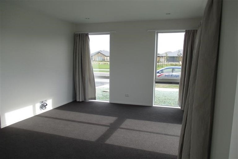 Photo of property in 31 Faringdon Boulevard, Rolleston, 7615