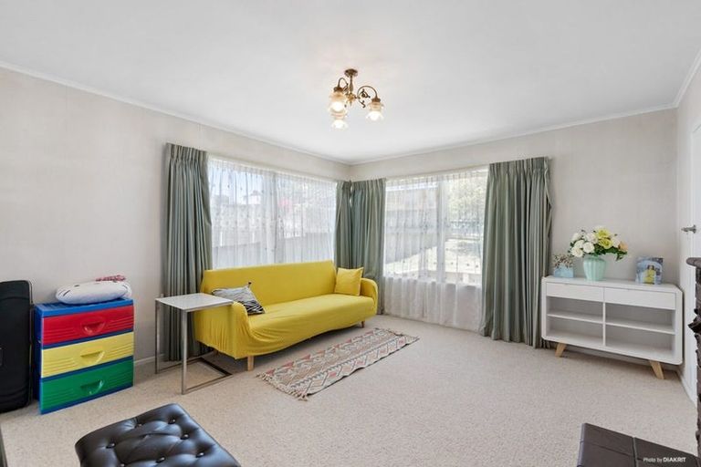 Photo of property in 11a Pax Avenue, Forrest Hill, Auckland, 0620