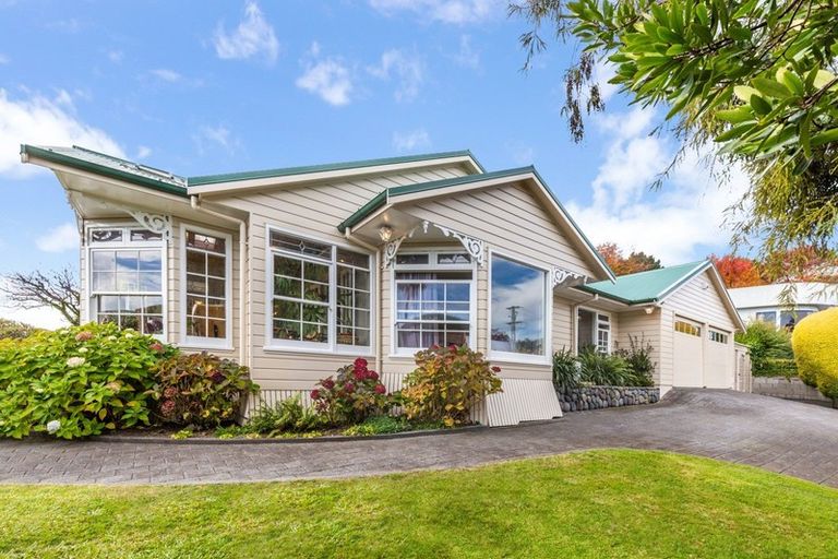 Photo of property in 70 Shepherd Road, Waipahihi, Taupo, 3330
