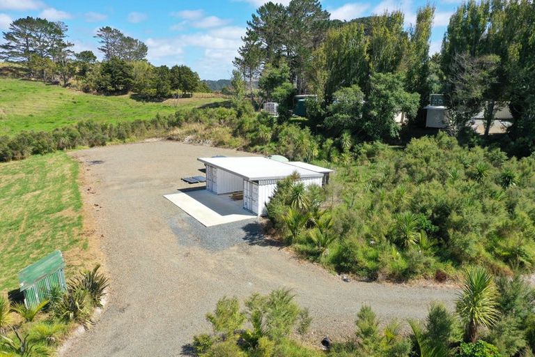 Photo of property in 147 Whaka Road, Maungaturoto, 0520