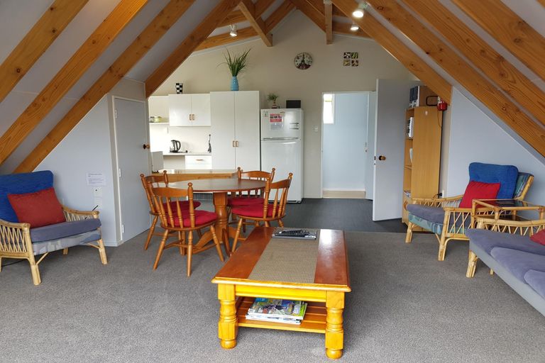 Photo of property in 16 O'neill Place, Lake Tekapo, 7999