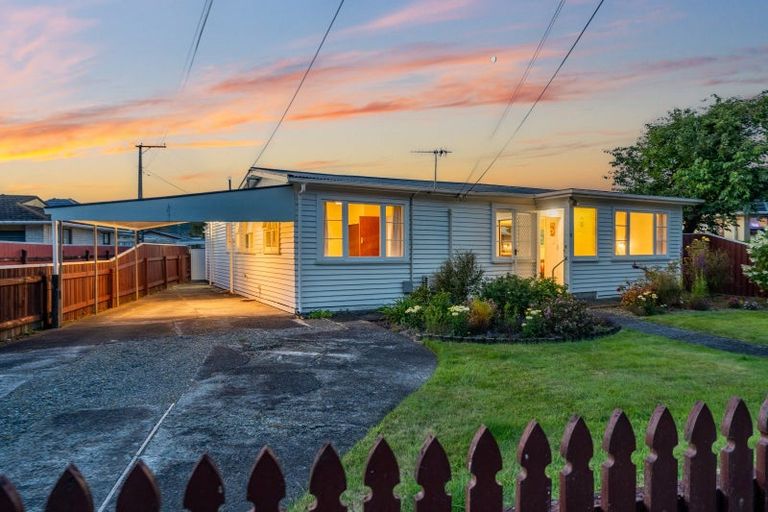 Photo of property in 9 Lane Street, Wallaceville, Upper Hutt, 5018