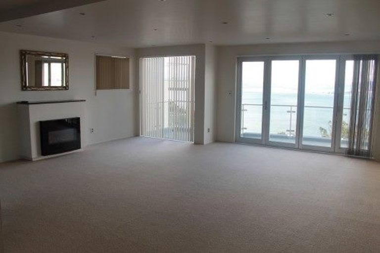 Photo of property in 20 Thane Road, Roseneath, Wellington, 6011