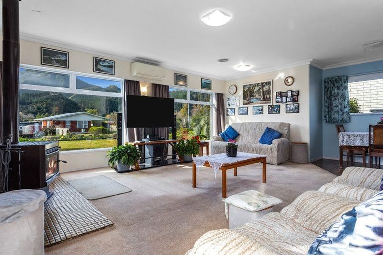 Photo of property in 51 Holyoake Crescent, Kawerau, 3127