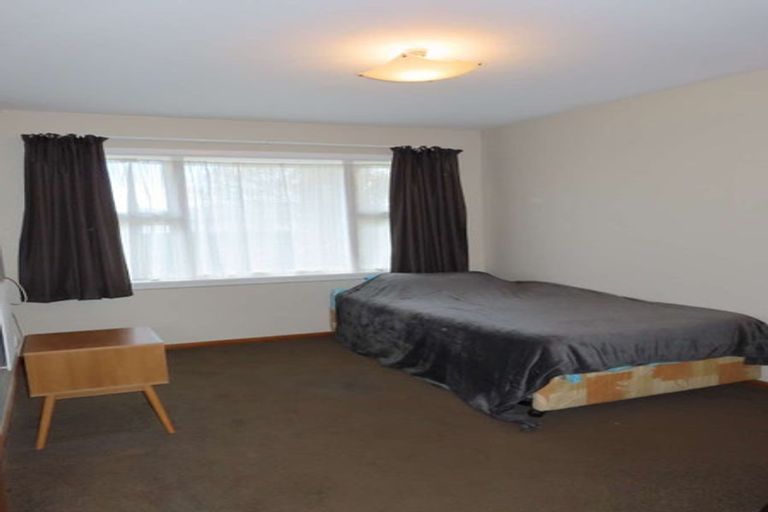 Photo of property in 87 Bassett Street, Burwood, Christchurch, 8083