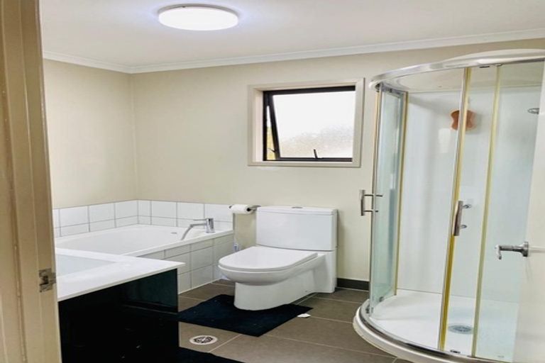 Photo of property in St Claire Village, 39/172 Mcleod Road, Te Atatu South, Auckland, 0610