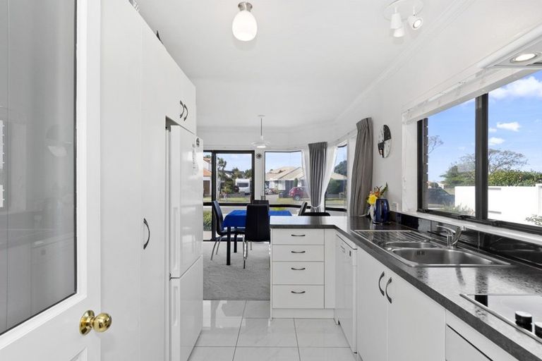 Photo of property in 186 Grenada Street, Mount Maunganui, 3116