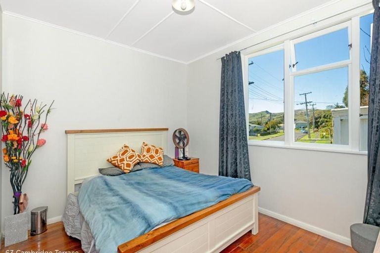 Photo of property in 63 Cambridge Terrace, Kaiti, Gisborne, 4010