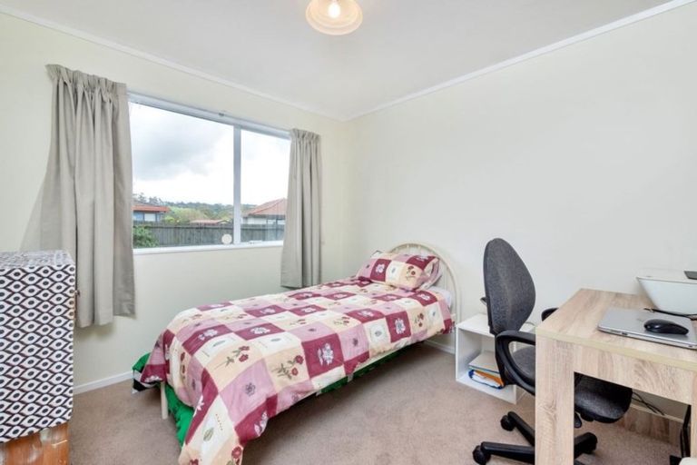 Photo of property in 6 Elisa Lane, Ranui, Auckland, 0612