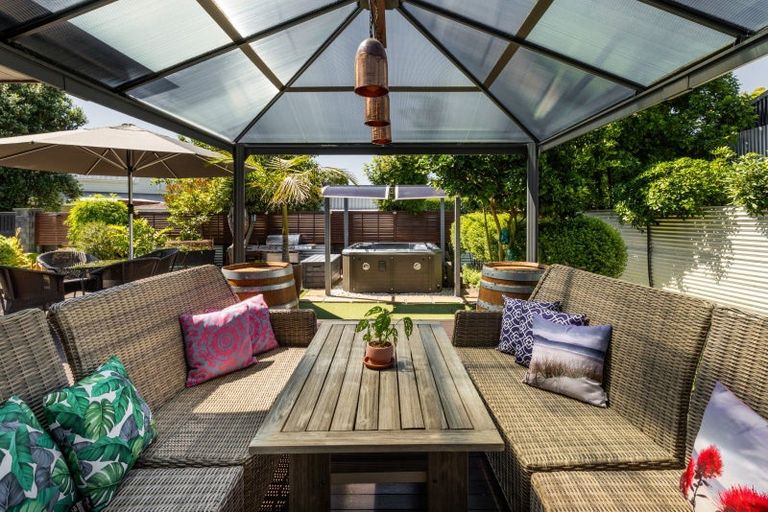 Photo of property in 27a Mill Road, Clive, 4102