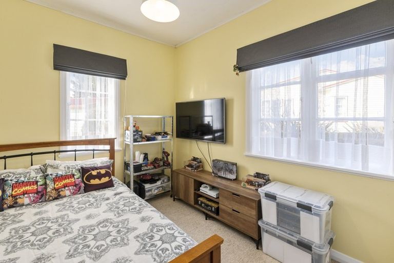 Photo of property in 45 Stout Street, Shannon, 4821