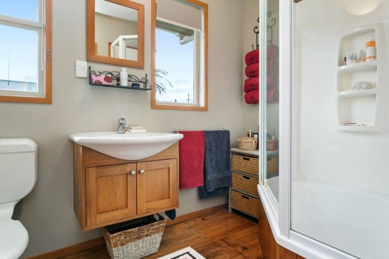 Photo of property in 16 Little Street, Tirau, 3410