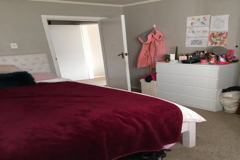 Photo of property in 19 Hania Street, Mount Victoria, Wellington, 6011