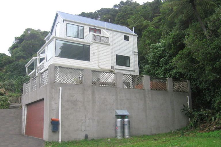 Photo of property in 202 Marine Drive, Lowry Bay, Lower Hutt, 5013