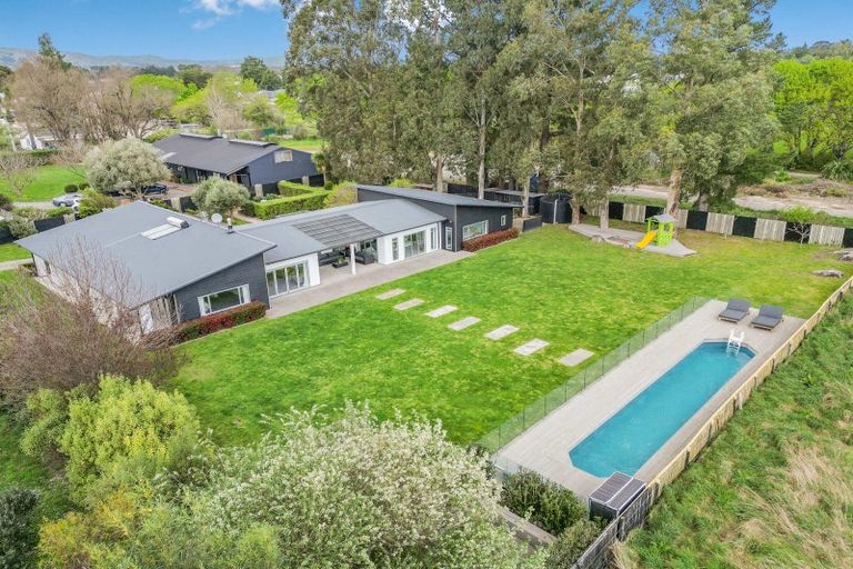 Photo of property in 26 Cotter Street, Greytown, 5712