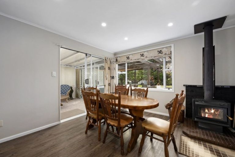 Photo of property in 52 Heretaunga Square, Silverstream, Upper Hutt, 5019