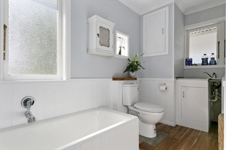 Photo of property in 28 Campbell Street, Leamington, Cambridge, 3432