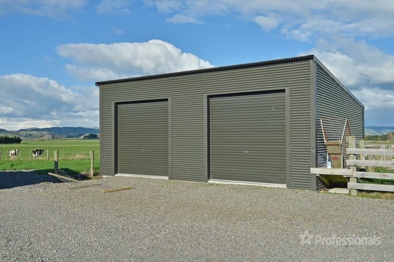 Photo of property in 383 East Taratahi Road, East Taratahi, Masterton, 5887