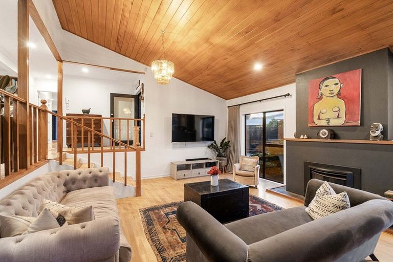 Photo of property in 112 Dickson Road, Papamoa Beach, Papamoa, 3118