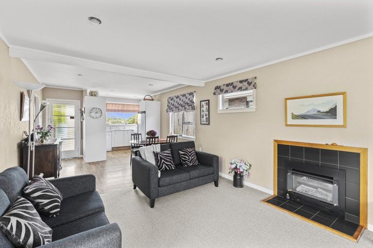 Photo of property in 230 Frankley Road, Frankleigh Park, New Plymouth, 4310