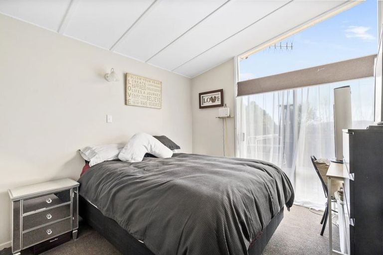 Photo of property in 102 Old Onerahi Road, Onerahi, Whangarei, 0110