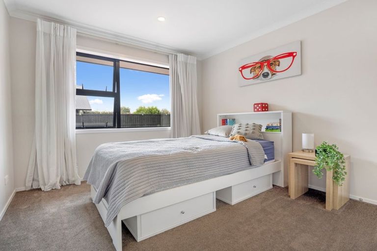 Photo of property in 54 Norfolk Drive, Cambridge, 3434