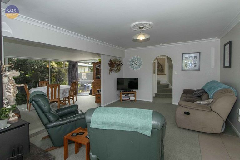 Photo of property in 17 Robinson Crescent, Tamatea, Napier, 4112