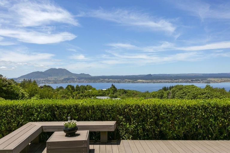 Photo of property in 12 Cameron Drive, Acacia Bay, Taupo, 3385