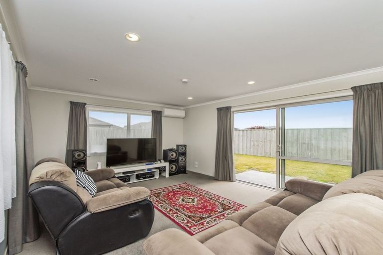 Photo of property in 17 Pakohe Street, Pegasus, 7612