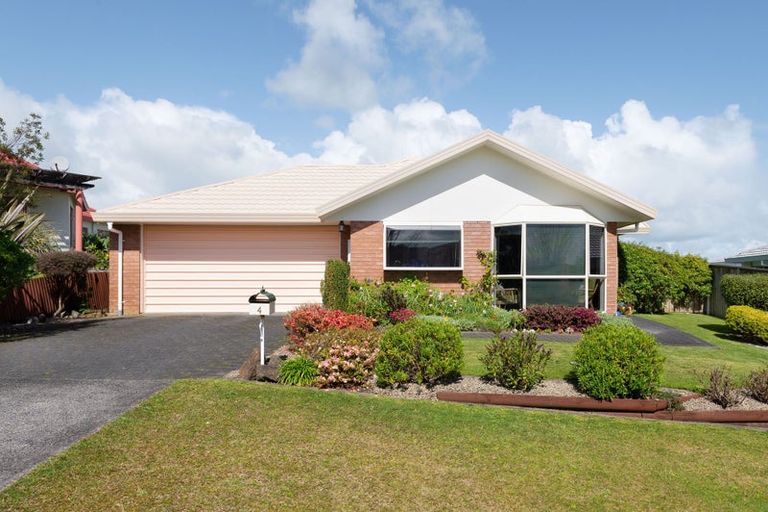 Photo of property in 4 West Ridge Drive, Western Heights, Hamilton, 3200