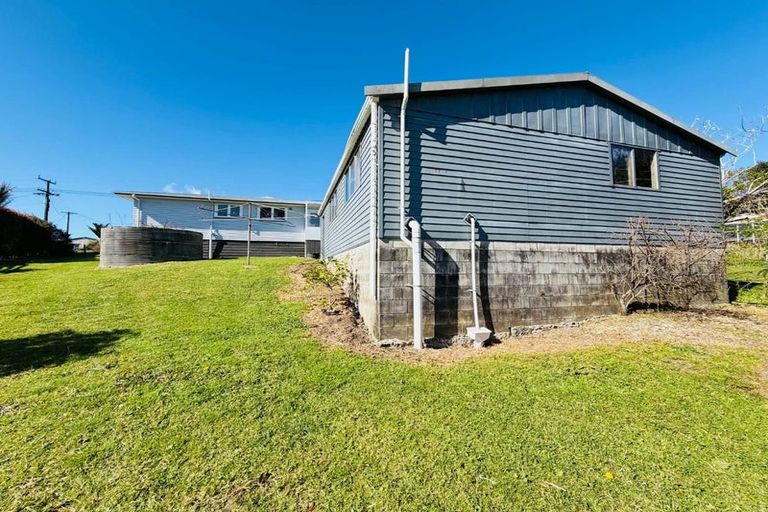 Photo of property in 50 Gorge Road, Maungaturoto, 0520