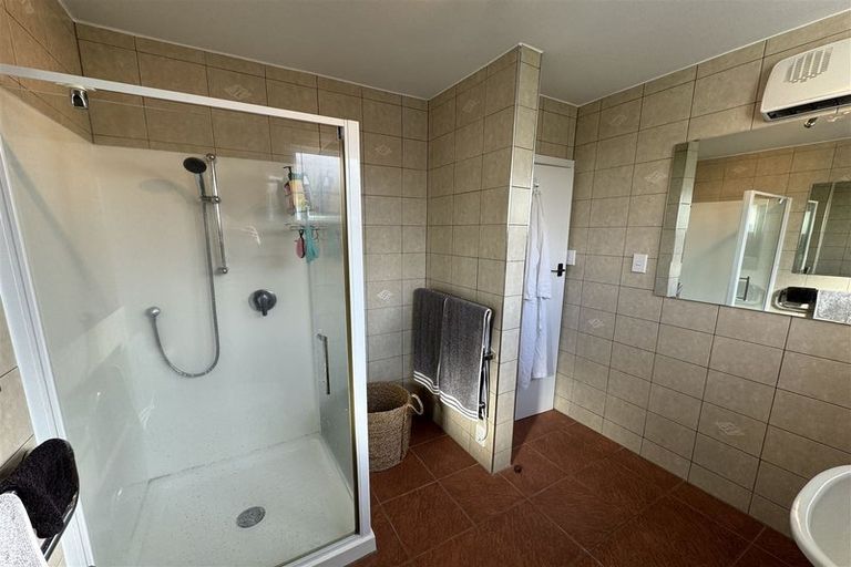 Photo of property in 1/18 Maidstone Road, Ilam, Christchurch, 8041