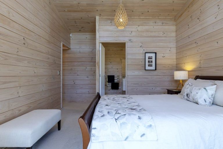 Photo of property in 2 Paulines Way, Wharewaka, Taupo, 3330