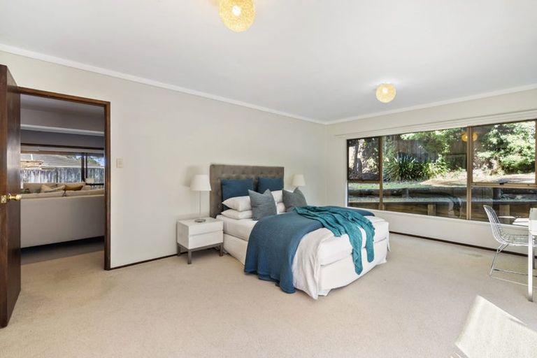 Photo of property in 29 Calman Place, Chatswood, Auckland, 0626