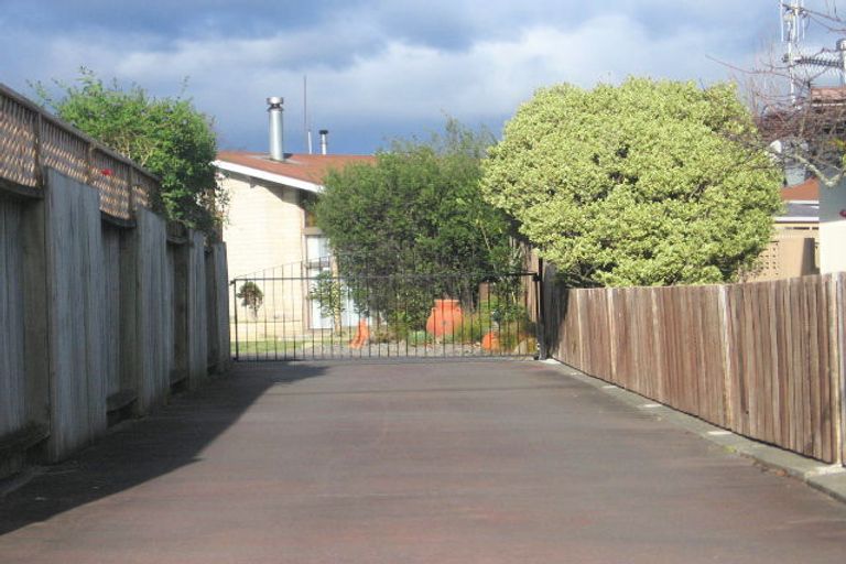 Photo of property in 20 Anderson Road, Taradale, Napier, 4112