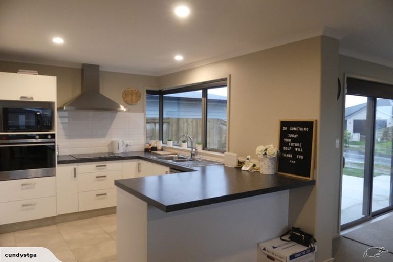 Photo of property in 39 Piata Street, Papamoa Beach, Papamoa, 3118